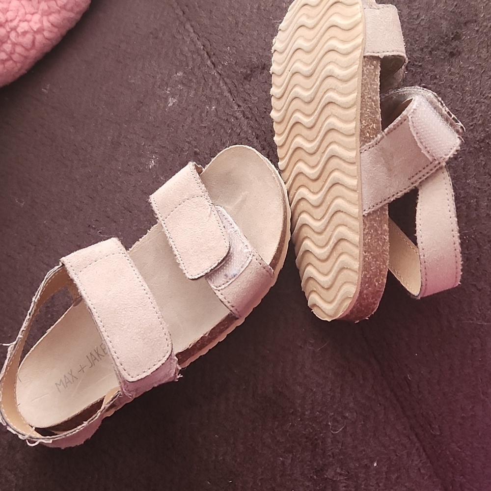 Sandals - Picture 4 of 4
